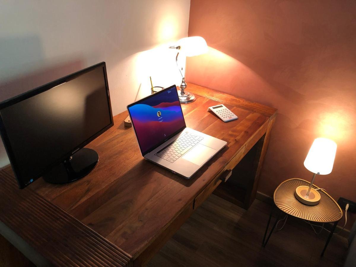 Apartment Casa Toret: Bilocale Luminoso E Moderno, Ben Attrezzata
