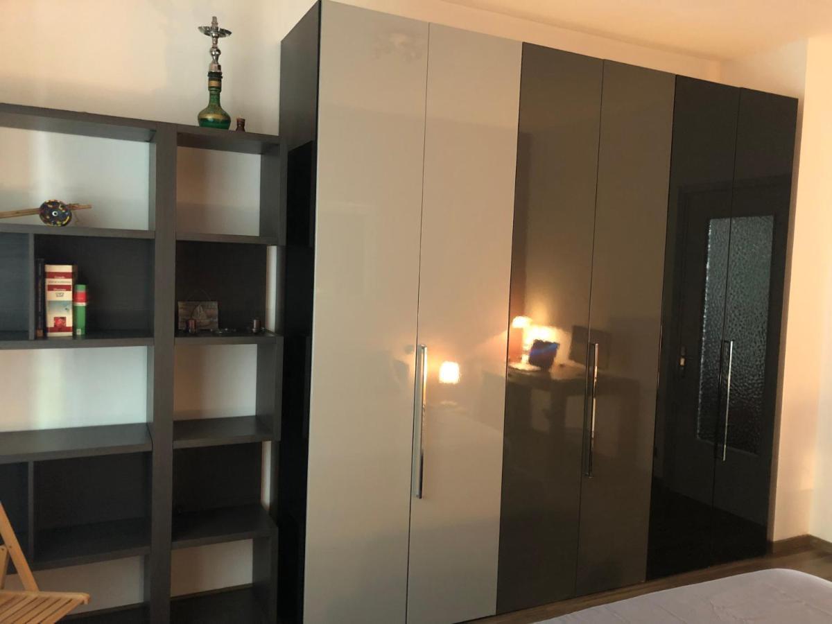 Apartment Casa Toret: Bilocale Luminoso E Moderno, Ben Attrezzata Turin